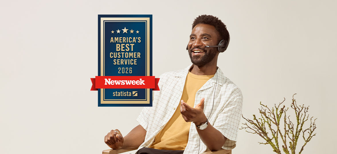 Best Customer Service Award image with a member of the MOO team