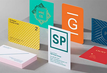 MOO high quality business cards in various sizes, designs and finishes