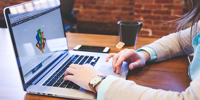 MOO blog | How to design your first logo 