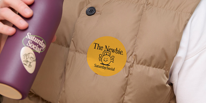 Sticker saying "The newbie".