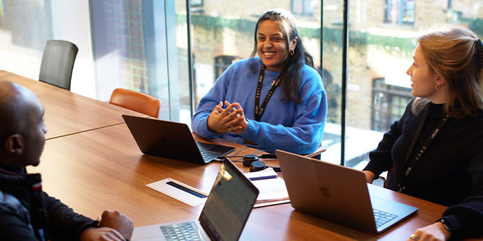 People at a brainstorm.