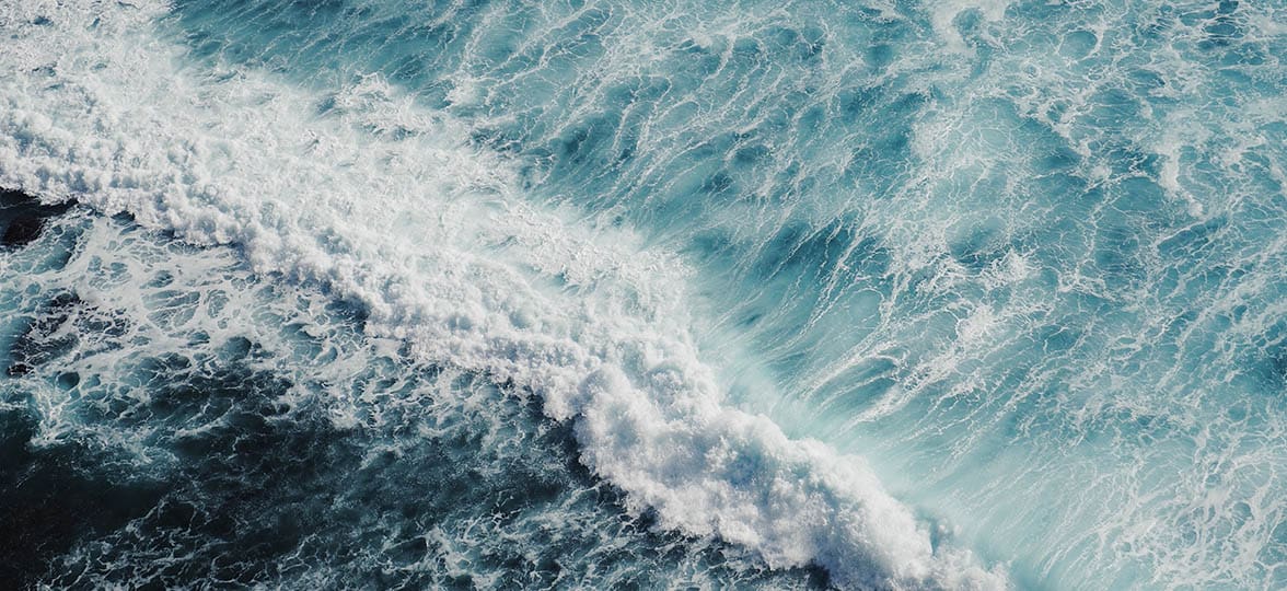 Photo of the ocean by Andrzej Kryszpiniuk