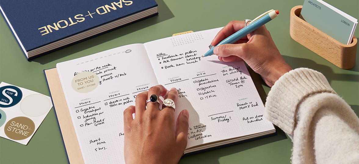 A MOO Perpetual Planner being used to plan business tasks