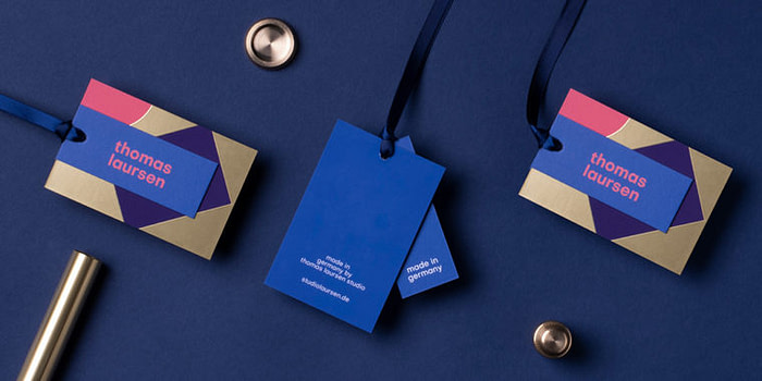 gold business card design by MOO
