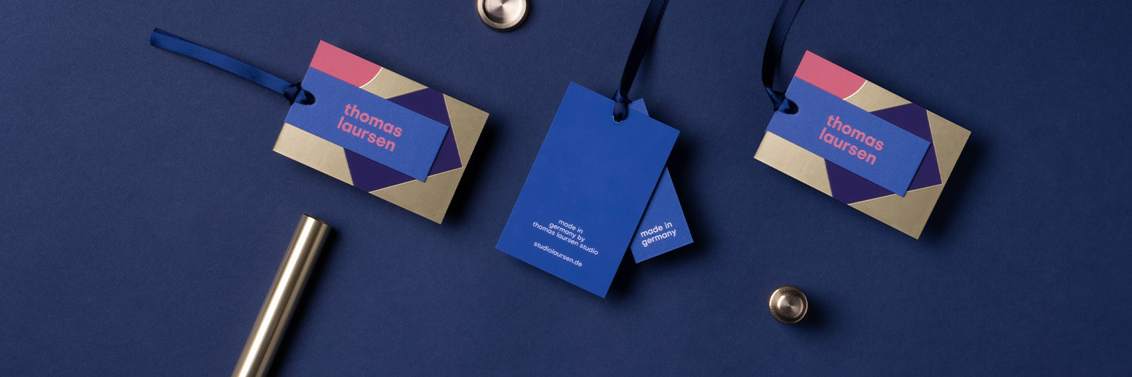 17 gold foil business card designs you need to see - MOO Blog